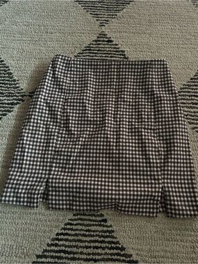 Brown mini skirt